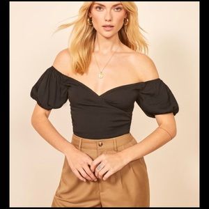 NWT Reformation Lampone top Black size 8